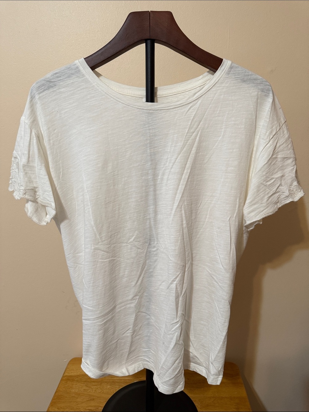 Old Navy White Short Sleeve Tee with Lace-Trim Sleeves